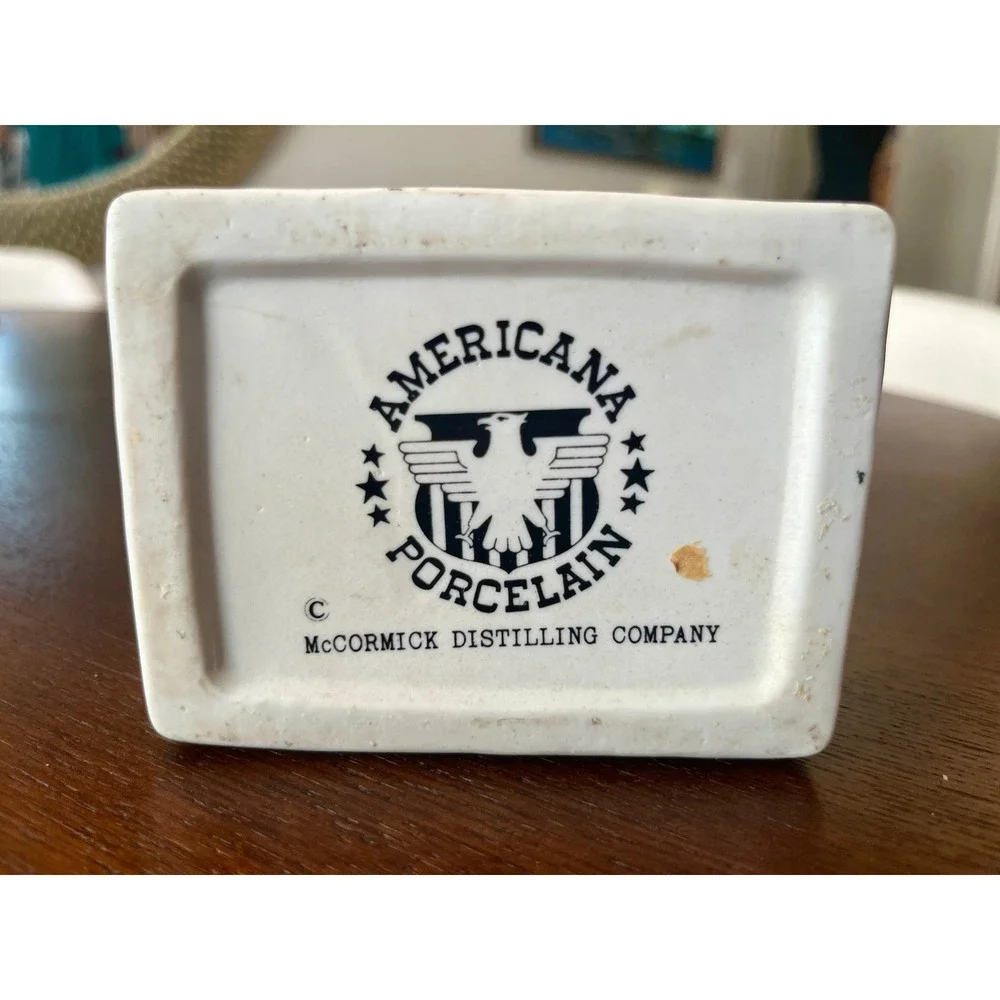 McCormick Bourbon Decanter Black Bart Gunfighter Vntage Porcelain Americana Good